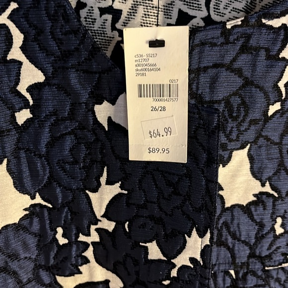 Lane Bryant 26/28 Blue white womens flowered jacket - Picture 4 of 4